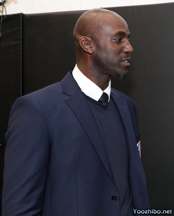 “狼王”凱文-加內特:NBA75大巨星的傳奇生涯與不朽精神
