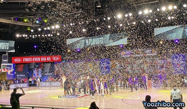 <a href=/lanqiubs/lakers/ target=_blank class=infotextkey>湖人</a>力克<a href=/lanqiubs/nuggets/ target=_blank class=infotextkey>掘金</a>4-1晉級總決賽