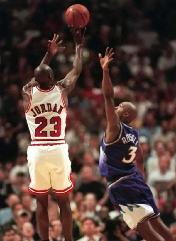 芝加哥公牛隊:NBA歷史十大經典事件回顧