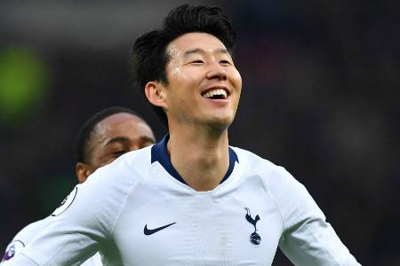 在英超聯賽第37輪之后，孫興慜包攬熱刺四項大獎
