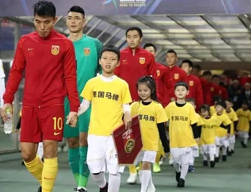 鄭智的兒子叫鄭子一