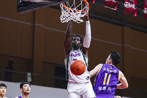 山東6人上雙大勝北控