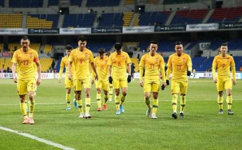 中國男足以0-1負于韓國隊